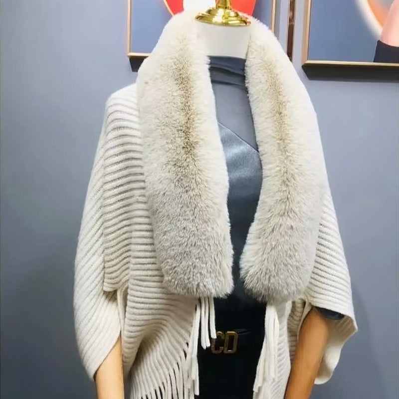 冬の快適さのための厚くて暖かいジャケット