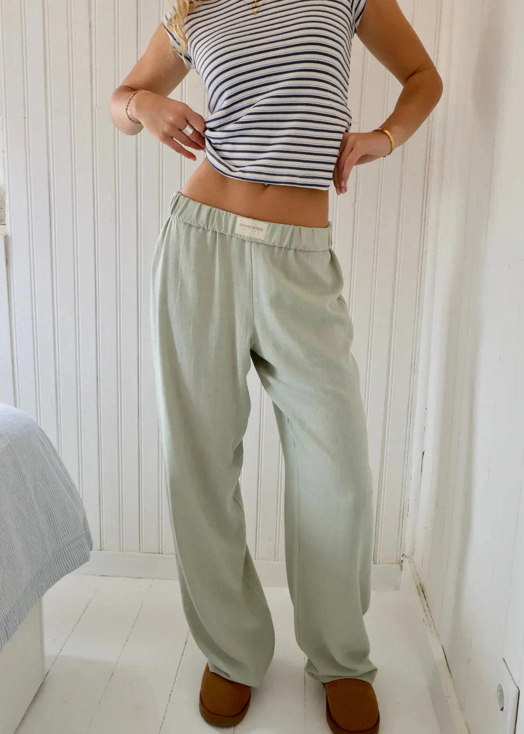 Ultra-comfortable lounge pants for chic style 